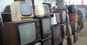 Седем шампиони денем тренират до припадък, нощем крадат до голи витрини