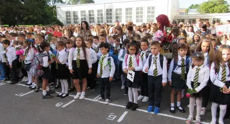 Първият учебен ден в  Европейското училище в Русе миналата година.            Снимки: Архив
