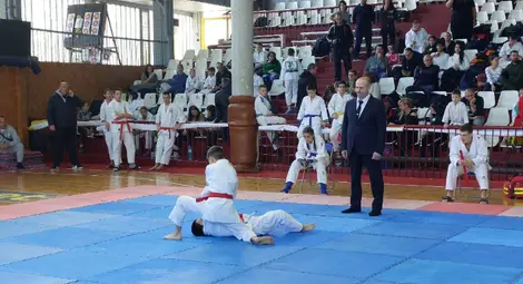 Всички състезатели на русенския СК &bdquo;Динамо&ldquo; спечелиха медали от международен турнир по джиу-джицу