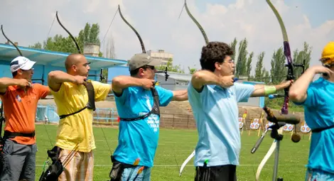 Стрелците на „Джамбо“ с две златни купи на турнир в Садово Стрелците на „Джамбо“ с две златни купи на турнир в Садово