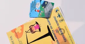 Листовки и дипляни апелират водачите да намалят скоростта 