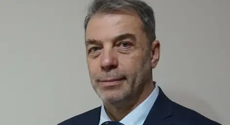 Проф. Николай Ненов