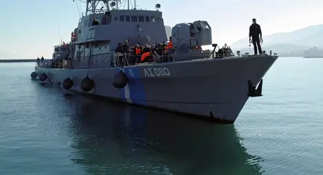 Анкара и Атина ще поискат НАТО да патрулира в Егея Анкара и Атина ще поискат НАТО да патрулира в Егея