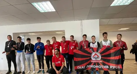 Гребците на &bdquo;Локо&ldquo; с два златни и бронзов медал на държавното за юноши