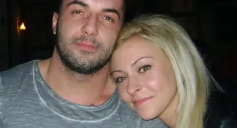 Измамиха с автомобил световен шампион по щанги