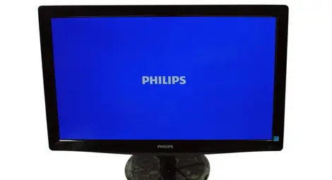 "Филипс" преструктурира бизнеса си