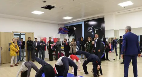 Във &bdquo;Възраждане&ldquo; се борят със заседналия начин на живот