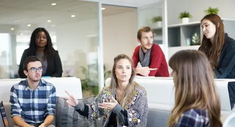 Жените в ЕС живеят по-дълго от мъжете Жените в ЕС живеят по-дълго от мъжете