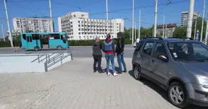 Пътници в автобус пострадаха заради десен завой от лявата лента