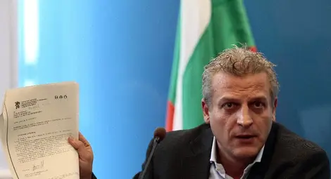 Москов: Долна и мръснишка кампания се води срещу ваксините, прокуратурата да разследва