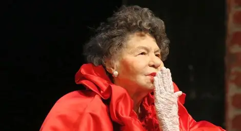 Стоянка Мутафова получи Наградата на София за творчески принос