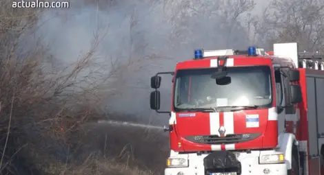Пожар изпепели  къща в Средна кула