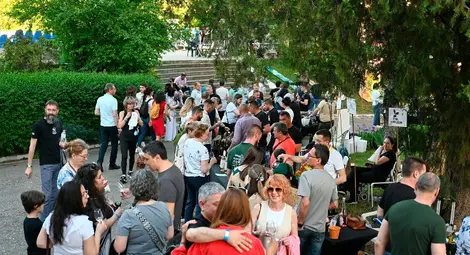 Първият винен фестивал &bdquo;Винофрения&ldquo; в Русе &ndash; летящ старт и блестящ финал&nbsp;