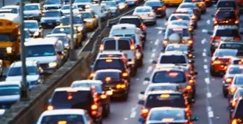 Общините се страхуват от хаос с данъка върху колите