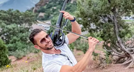 Цигуларят Свет Радославов: Развитието е всичко! Репетирам непрекъснато, както тренират Карлос Насар и Йордан Йовчев