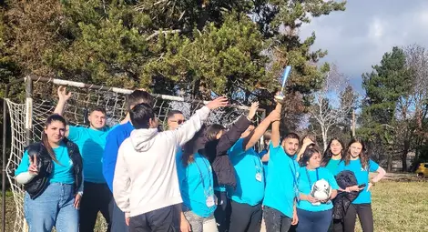 60 младежи участваха в спортен трибой по проект за демократични ценности