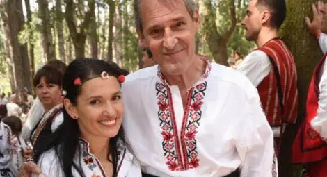 Бен Крос се жени за голямата си  русенска любов пред 20 000 гости