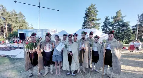 12 златни медала спечелиха русенски самодейци в Копривщица