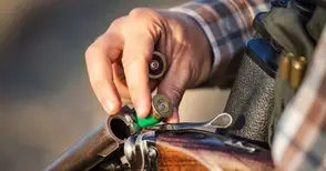 Още един мъж се простреля фатално с ловна пушка