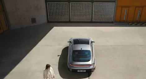 Hyundai IONIQ 6 дебютира със силуета на новото време, отличен пробег и иновативно вътрешно пространство /галерия/ Hyundai IONIQ 6 дебютира със силуета на новото време, отличен пробег и иновативно вътрешно пространство /галерия/