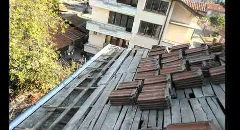 Двама обвинени за изнудване на възрастни хора с физическо насилие и заплахи за убийство и палежи след акцията на полицията&nbsp;в Русе&nbsp;