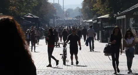 2301 лв. са необходими за издръжката на 4-членно домакинство в страната, 3003 лв. – за София 2301 лв. са необходими за издръжката на 4-членно домакинство в страната, 3003 лв. – за София