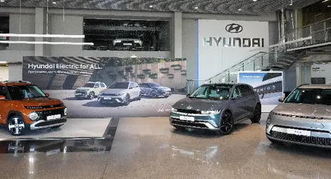 "Хюндай" е лидер на пазара на електромобили в България за първите пет месеца на 2025 г., представителството в Русе предлага консултации и пробно шофиране