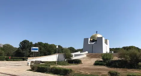 Изчистиха първите драсканици по новата облицовка на Пантеона Изчистиха първите драсканици по новата облицовка на Пантеона