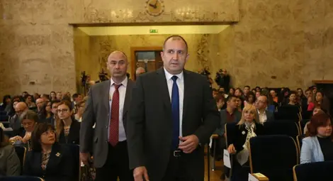 Румен Радев: Ниската избирателна активност е шамар за политическата класа