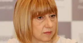 Държавата върна общежитията и столовете на университета