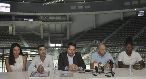 &bdquo;Дунав 8806&ldquo; влиза в &bdquo;Булстрад Арена&ldquo; за проба на италианската настилка