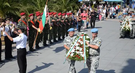 Малката Тереза развълнува площада с &bdquo;Моя страна, моя България&ldquo;