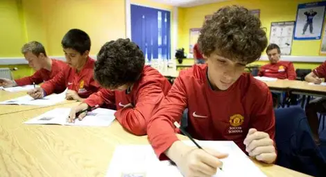 БГ таланти между 8 и 18-годишна възраст ще прекарат две седмици в училището на сър Алекс