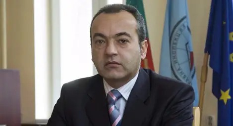 Гълъб ДОНЕВ