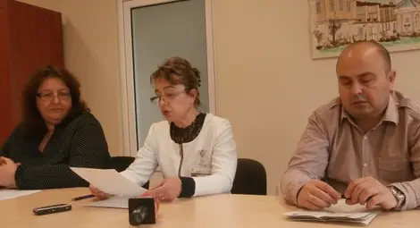 Една трета от свободните  работни места са за шивачки