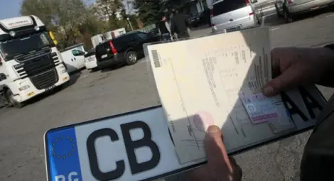 Премахват сините талони към шофьорските книжки