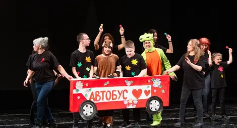 &bdquo;Синьо сърце&ldquo; обедини стотици русенци около каузата на хората с аутизъм От Сдружението търсят своя собствена зала за работа с децата