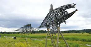 Предизвикателният Расим и арт група Дупини сред най-атрактивните събития в галерията