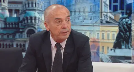 Доц. Мангъров: Начинът на представяне на информацията за коронавируса е крайно некоректен и плашещ
