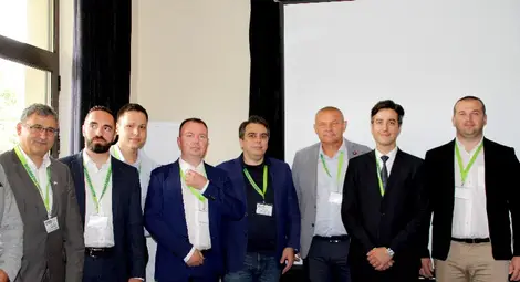 Похарчихме милиарди за асфалт, а пътища няма Похарчихме милиарди за асфалт, а пътища няма