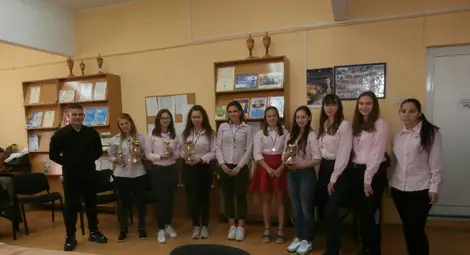 С осем медала от национално състезание: Гръмнал котлон не уплашил младата готвачка Цветослава, аниматорите вдигнали на танц и журито