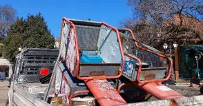 „Виваком“ започна премахването на никому ненужните улични телефони