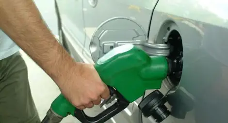Ще поевтиняват ли още горивата и тази година?