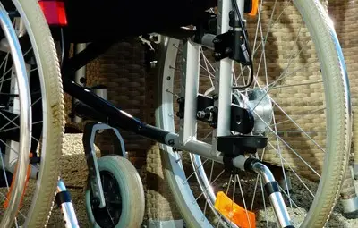 Отказаха инвалидна количка на дете с церебрална парализа