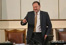 Миков не е притеснен от липсата на "Атака" в НС