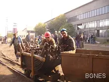 Миньорите от "Черно море" излизат от мината