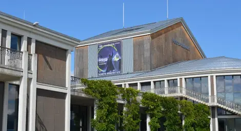 Хроника на едно мащабно творческо предизвикателство: “Албена" АД и “Лидл” България – официални превозвачи на Софийската опера Хроника на едно мащабно творческо предизвикателство: “Албена" АД и “Лидл” България – официални превозвачи на Софийската опера