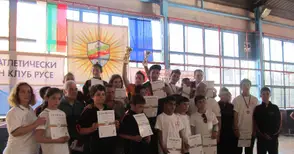 Старт с пет медала за щангистите на „Русе“