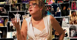 Петя Венелинова празнува на сцената юбилей с „Двама съвсем голи мъже“