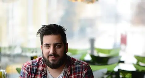 23-годишен русенец е главен готвач в изискан ресторант на пъпа на София